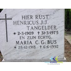Grafstenen kerkhof Herwen Coll. HKR (303) H.J.J.Tangelder & M.C.G.Bus